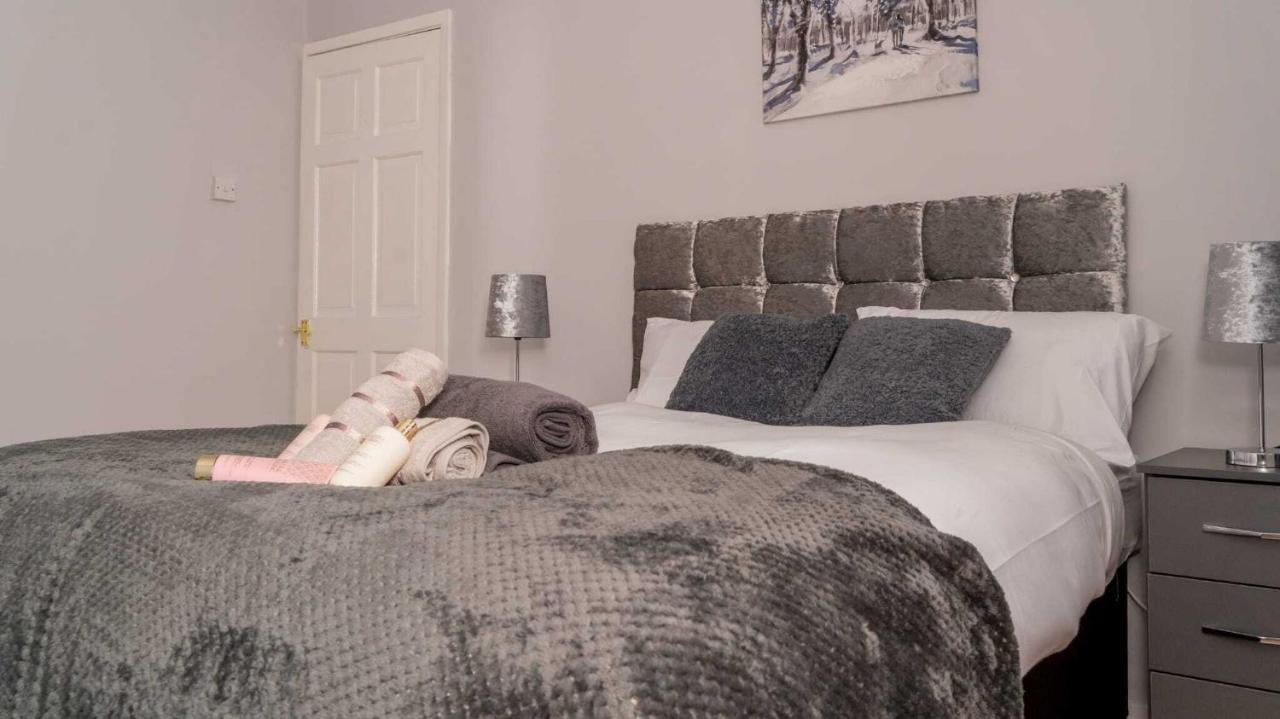 Cosy 2 Bedroom Home In Coventry Exterior foto